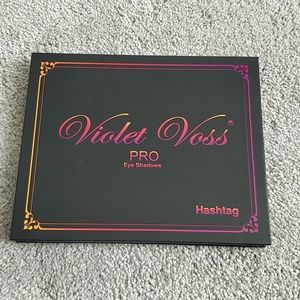 Violet Voss Hashtag Palette